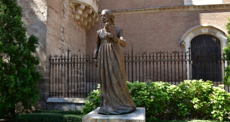 Statue of Catherine of Aragon
